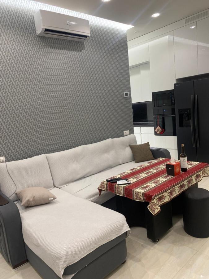 Holiday Centrum Ереван Екстериор снимка
